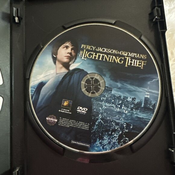 Percy Jackson & the Olympians: the Lightning Thief (DVD, 2010) - Picture 3 of 4